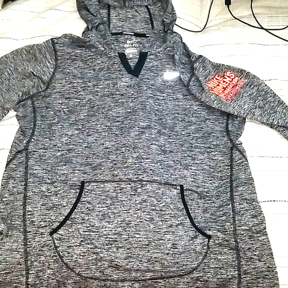 NIKE RUNNING SHIRT